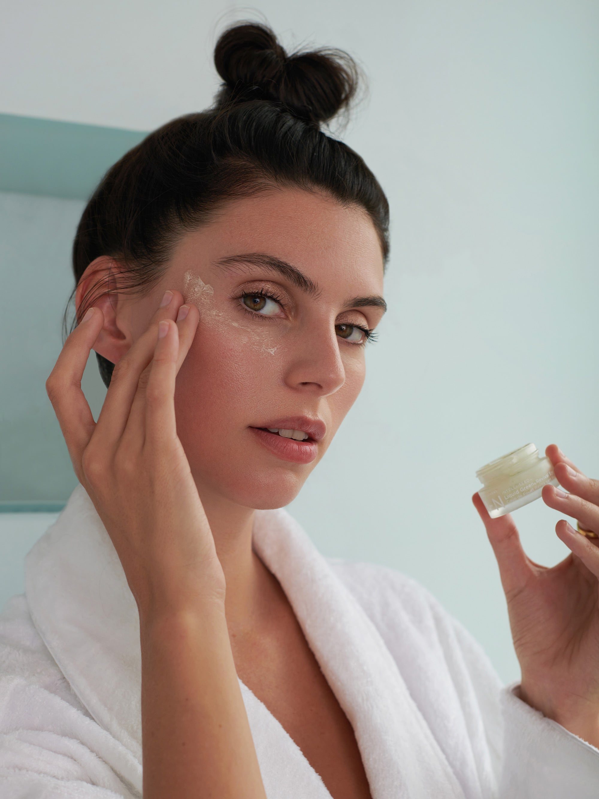 Liquid Green Eye Whip